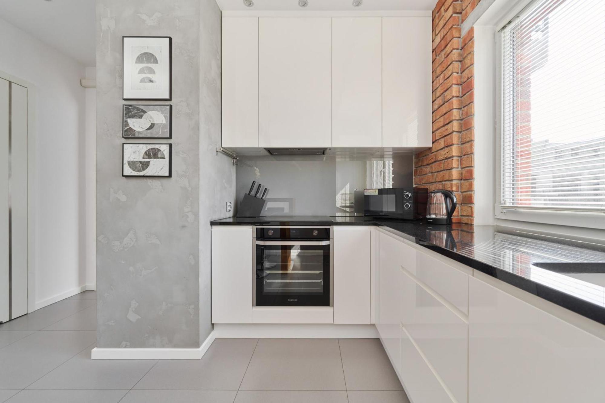 Stylish Kosciuszki Apartaments Near The Market Square With Free Garage Wroclaw By Noclegi Renters ภายนอก รูปภาพ