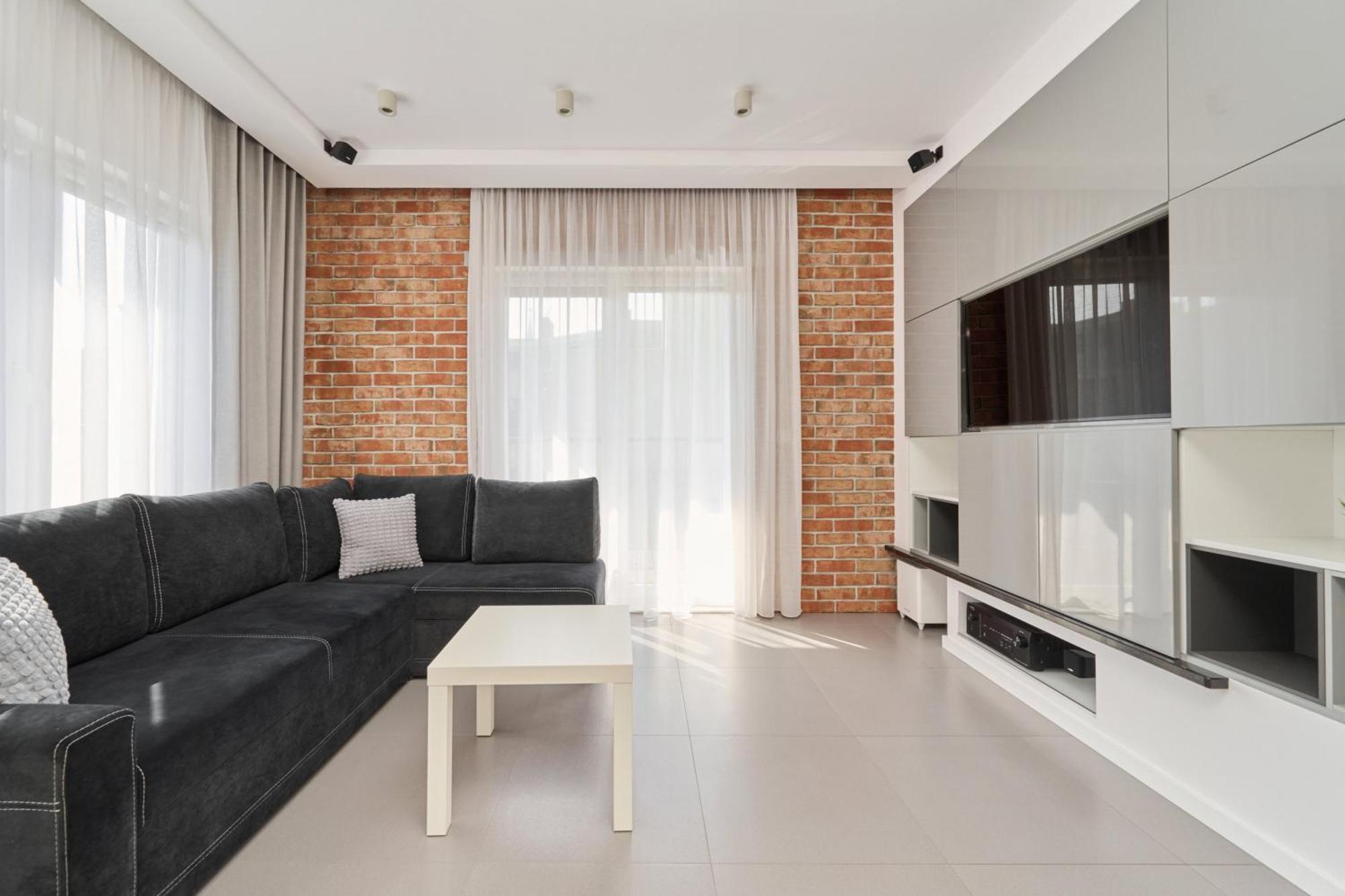 Stylish Kosciuszki Apartaments Near The Market Square With Free Garage Wroclaw By Noclegi Renters ภายนอก รูปภาพ
